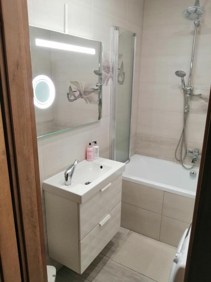 شقة Apartman Barborka زنويمو المظهر الخارجي الصورة