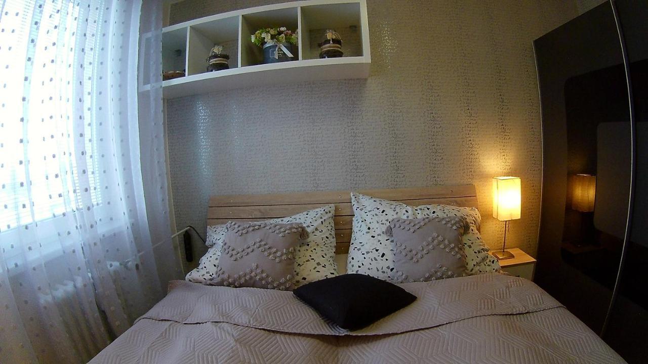 شقة Apartman Barborka زنويمو المظهر الخارجي الصورة